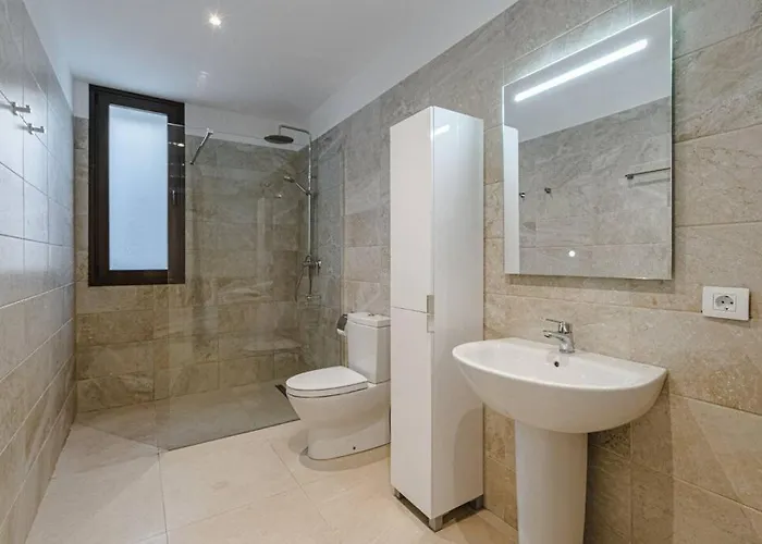 Villa Riviera De 4 Con Piscina. Costa Adeje (Tenerife)